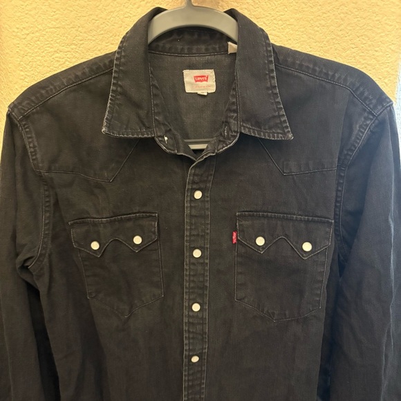 LEVI’S Women Black White Pearl Snap Button Western Denim Shirt Size Medium - Picture 2 of 8